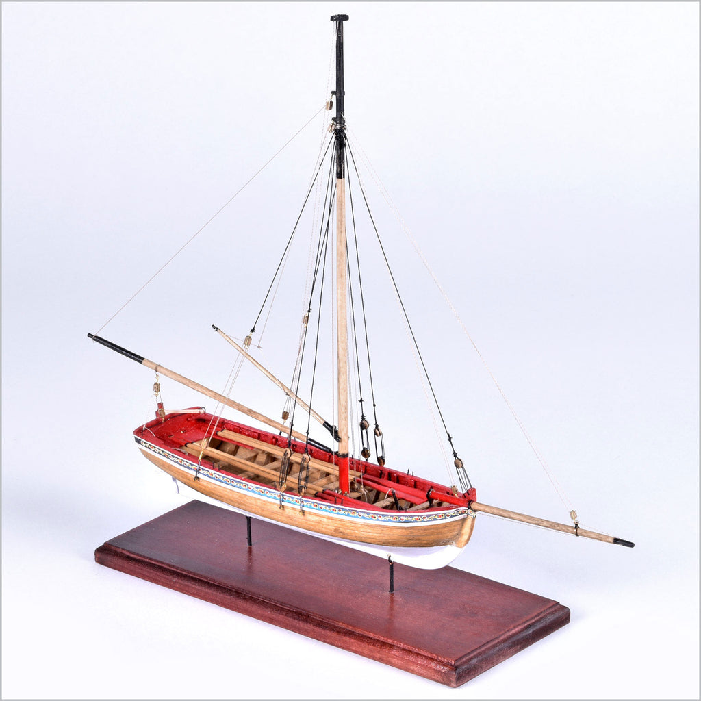 18TH CENTURY LONGBOAT 1:48