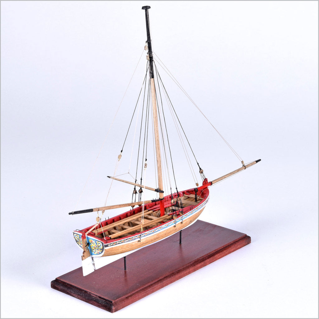 18TH CENTURY LONGBOAT 1:48